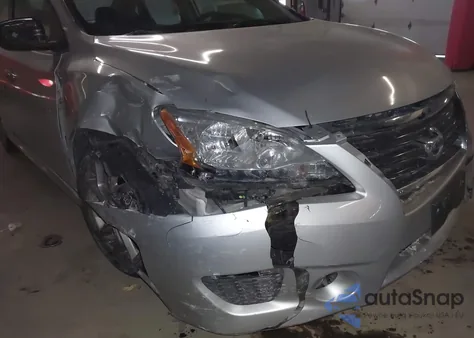 2014 Nissan Sentra Sr z USA, uszkodzony, nr VIN 3N1AB7AP8EY261878